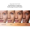 Image du produit 3 sur 4, LAURA MERCIER Real Flawless Poudre fixante