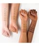 Produktbild 5 von 6, essence silky BLUR Flüssige Foundation