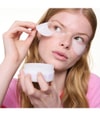 Immagine prodotto 5 di 6, essence milky GLAZED Patch per gli occhi