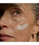 Sensai Silky Bronze Sonnencreme 50 ml 4973167525531 detail-shot_de