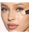 Productafbeelding 2 van 4, HUDA BEAUTY Undereye Buff Brush Concealerkwast