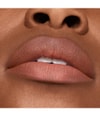 Image du produit 5 sur 6, MAC Powder Kiss Rouge à lèvres