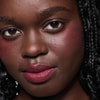 Image du produit 5 sur 5, MAC Powder Kiss Rouge à lèvres liquide