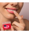 Produktbillede 5 af 6, Vaseline Lip Therapy Læbepomade