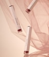 Zdjęcie produktu 6 z 6, Dear Dahlia Dream Velvet Szminka w płynie