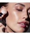 Image du produit 5 sur 5, Bobbi Brown Highlighting Powder Highlighter