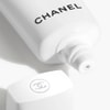 Produktbild 3 von 3, CHANEL UV ESSENTIEL Gesichtscreme