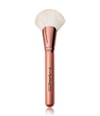 Image du produit 1 sur 2, MAC 143S Brosse à bronzer Fan Pinceau contouring