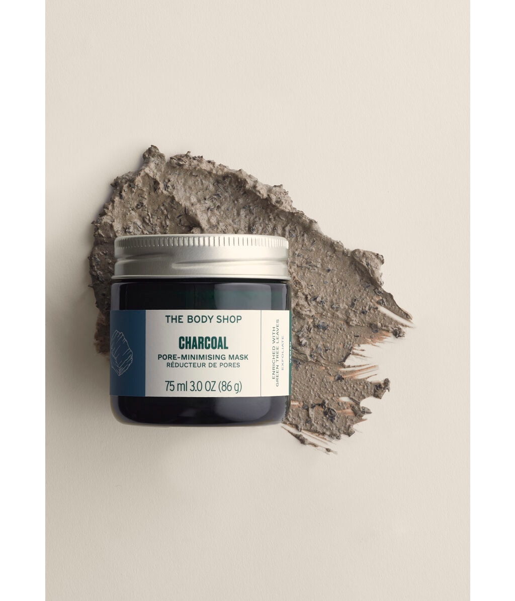 Маска для лица The Body Shop Recipes of Nature Charcoal Pore-Minimising Mask, с углём, очищающая поры, 75 мл — фото 2