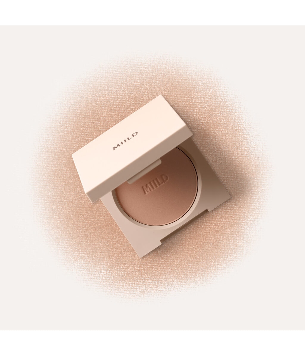 Бронзер Miild Skin Glow Matte Bronzing Powder матовый, оттенок 01 Golden Glow, 9 г — фото 3