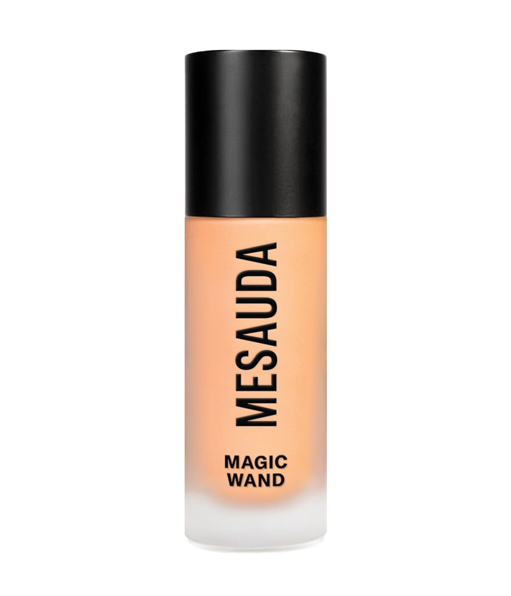 Тональная основа Mesauda Magic Wand сияющая, с пудровым финишем, оттенок C40