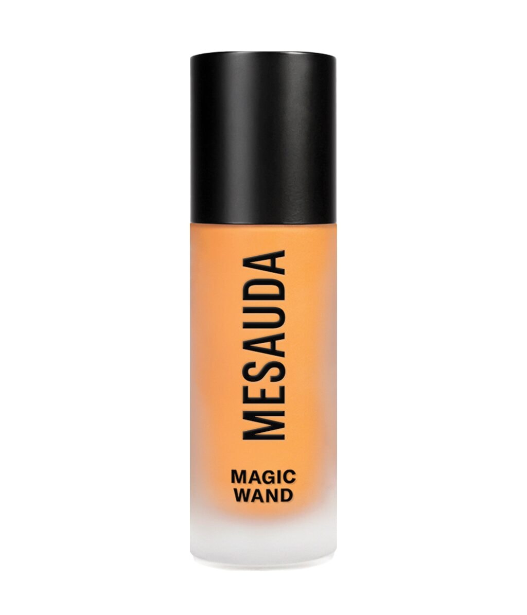 Тональная основа Mesauda Magic Wand сияющая, с пудровым финишем, оттенок C60