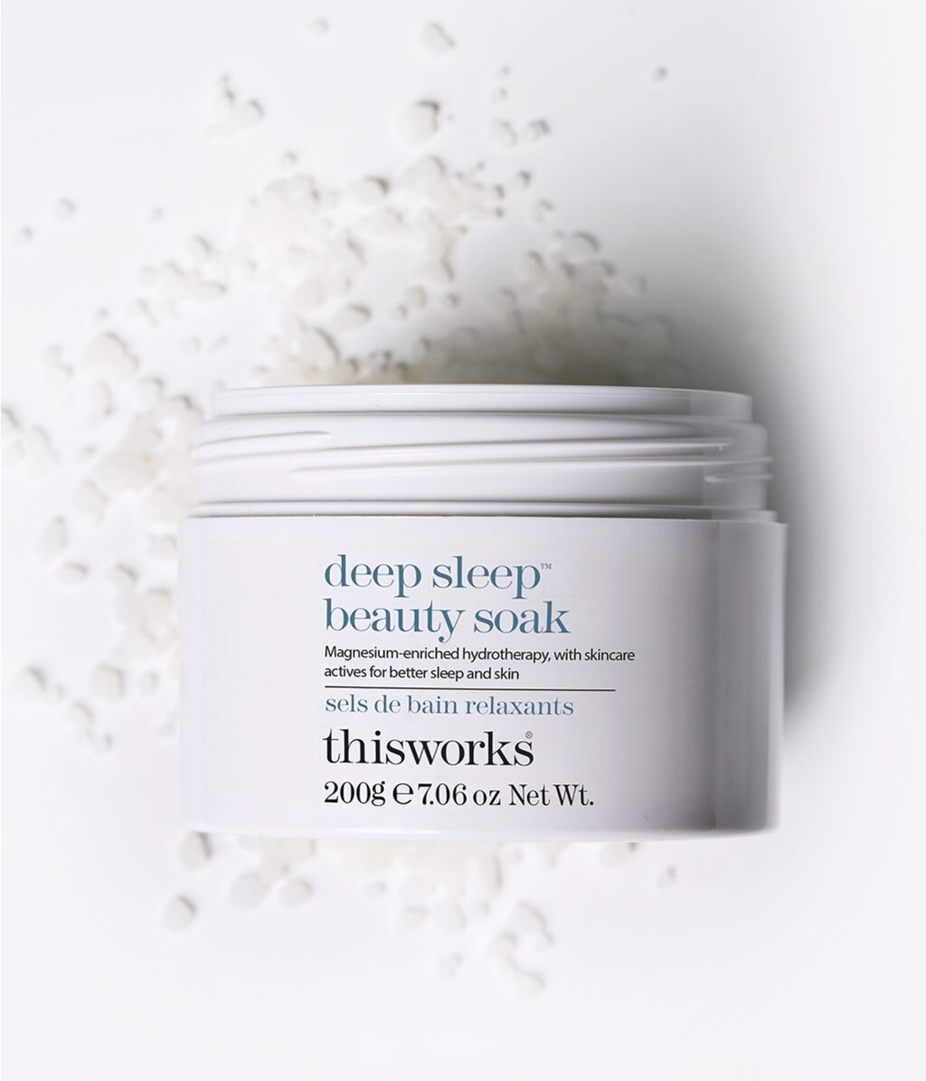 Соль для ванны This Works Deep Sleep Beauty Soak, с магнием, способствует сну, 200 г — фото 3
