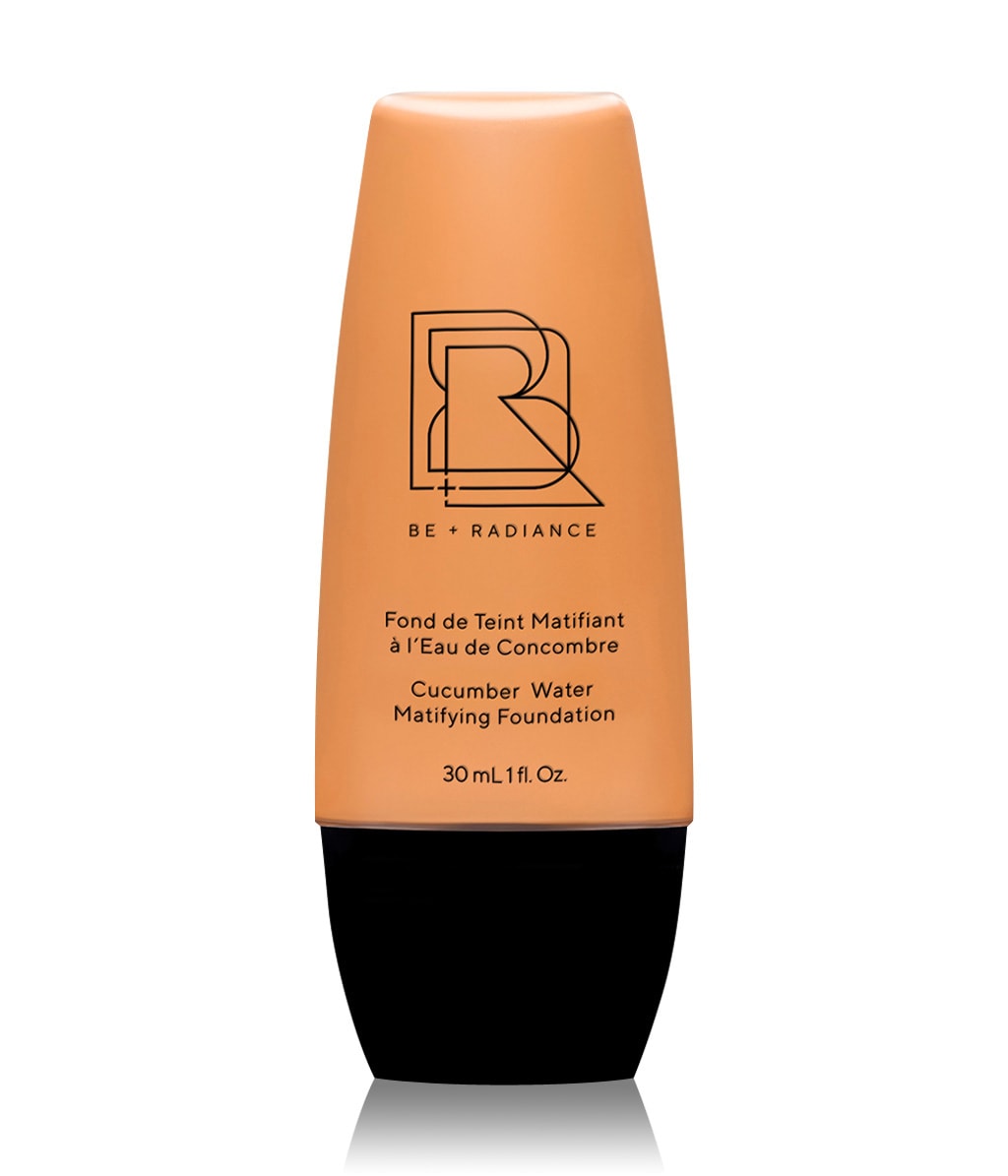 Тональная основа Be + Radiance Cucumber Water Matifying Foundation матирующая, оттенок N°40, 30 мл