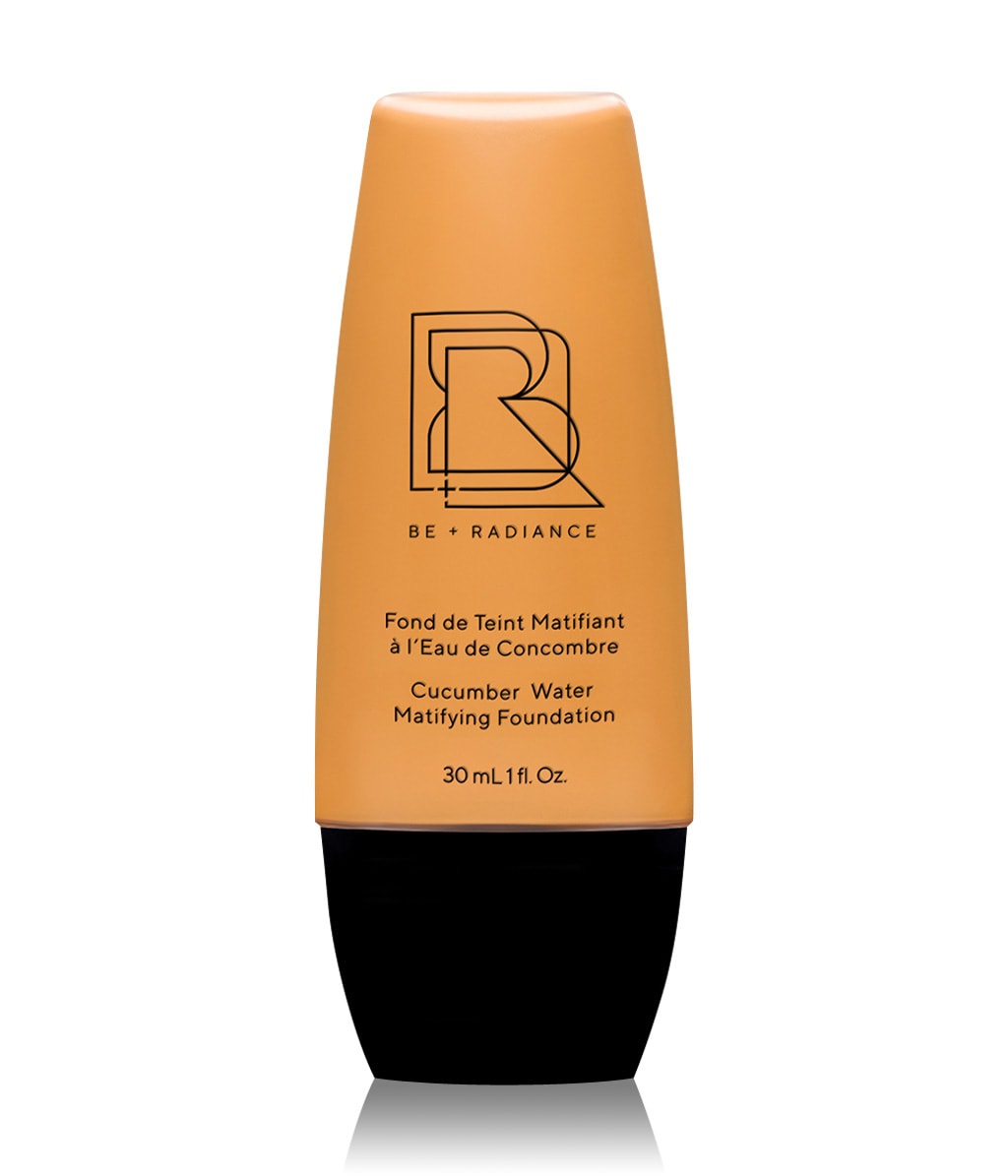 Тональная основа Be + Radiance Cucumber Water Matifying Foundation матирующая, оттенок N°43, 30 мл