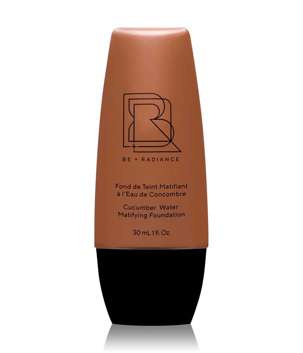 Тональная основа Be + Radiance Cucumber Water Matifying Foundation матирующая, оттенок N°63, 30 мл