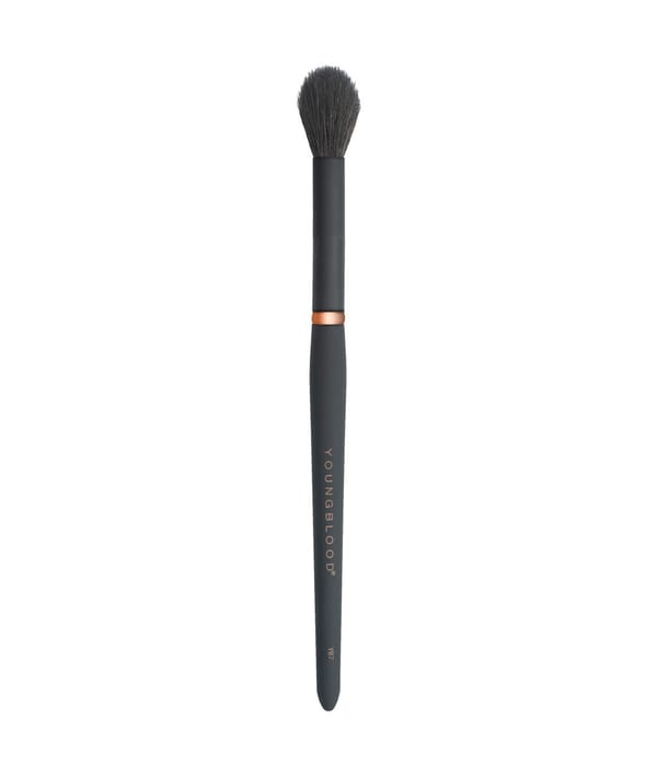 Produktbillede 1 af 1, YoungBlood Luxe Highlighterbørste