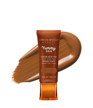 Danessa Myricks Beauty Yummy Skin Serum Skin Tint nawilżający podkład z efektem wygładzającym odcień 13 - Dark Skin with Warm Golden Undertones 100 ml można nabyć na stronie Flaconi.pl