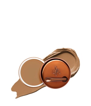 Danessa Myricks Beauty Yummy Skin Blurring Balm Powder kompaktowy podkład kremowy odcień 4.5 - Medium with Cool Undertones 18 g można nabyć na stronie Flaconi.pl