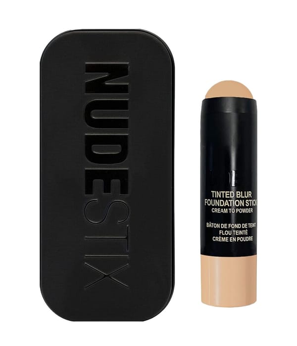 Produktbillede 1 af 6, NUDESTIX Tinted Blur Foundation stick